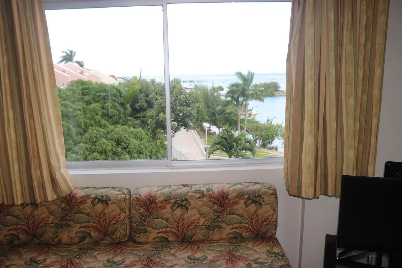 Angel Fish Beach Suite At Turtle Towers Ocho Rios 0*,  Jamaica