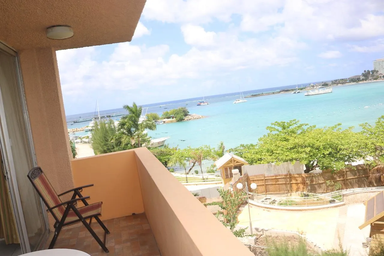 Angel Fish Beach Suite At Turtle Towers Ocho Rios