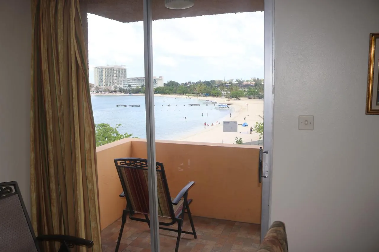 Apartment Angel Fish Beach Suite At Turtle Towers Ocho Rios