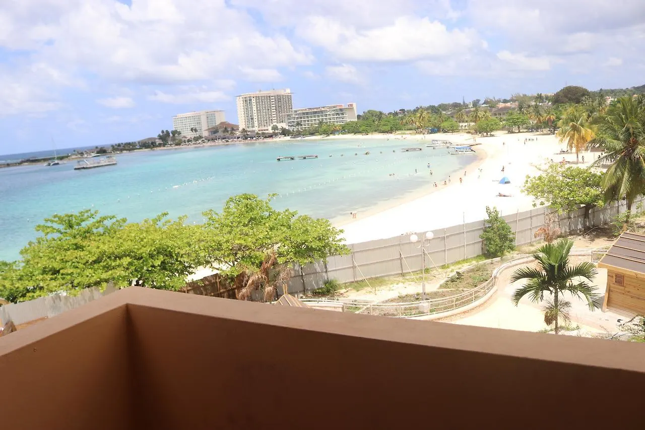 Angel Fish Beach Suite At Turtle Towers Ocho Rios